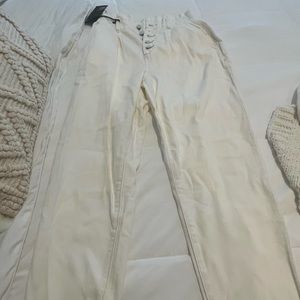 Pleated Carrot Leg Exposed Buttonfly Jean in Vanilla NWT